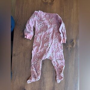 🩷 6 for $20 🩷 Carter's Pink Floral One Piece